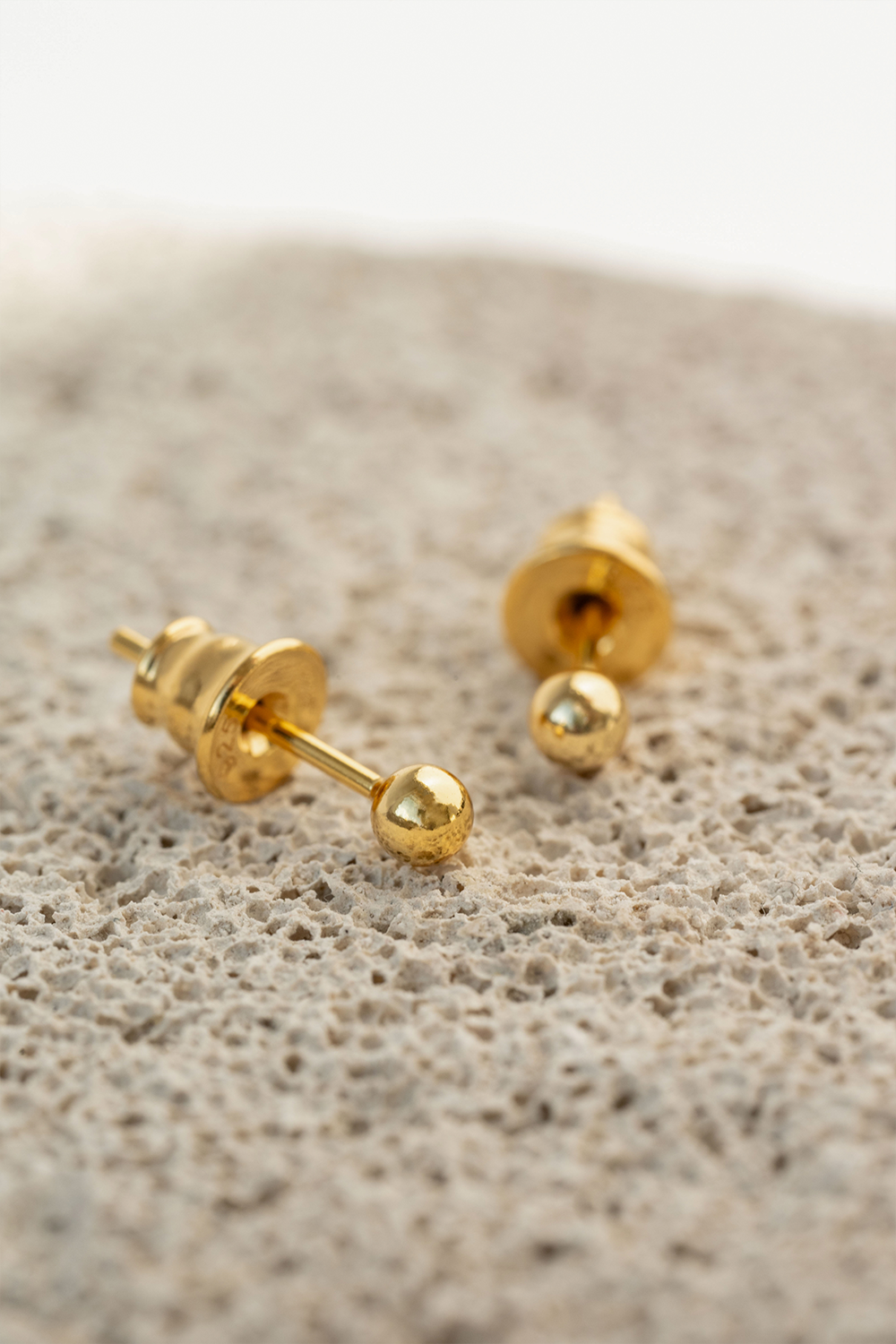 Kõrvarõngad Bubble Stud Gold