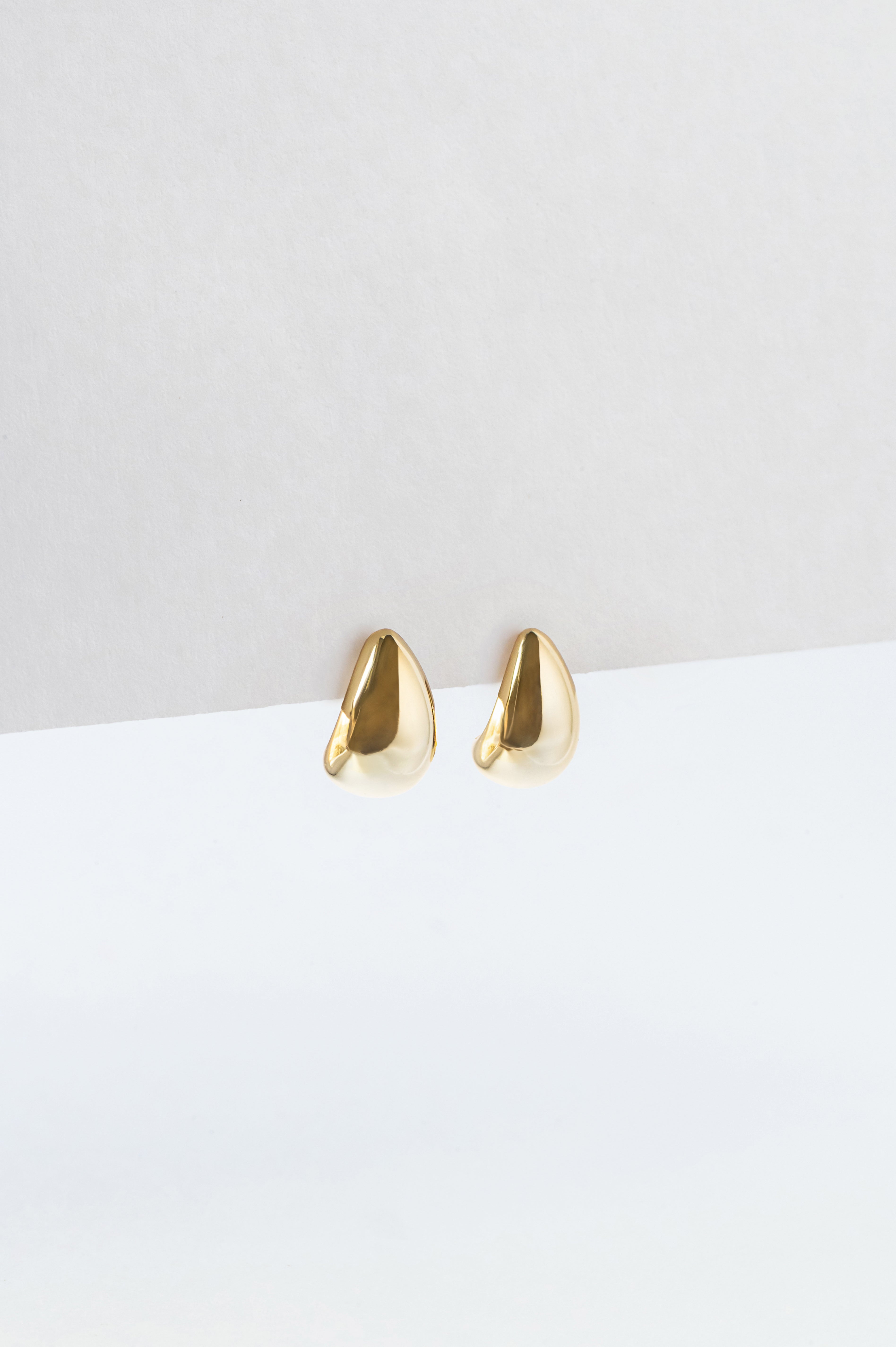 Auskarai Teardrop Stud Gold