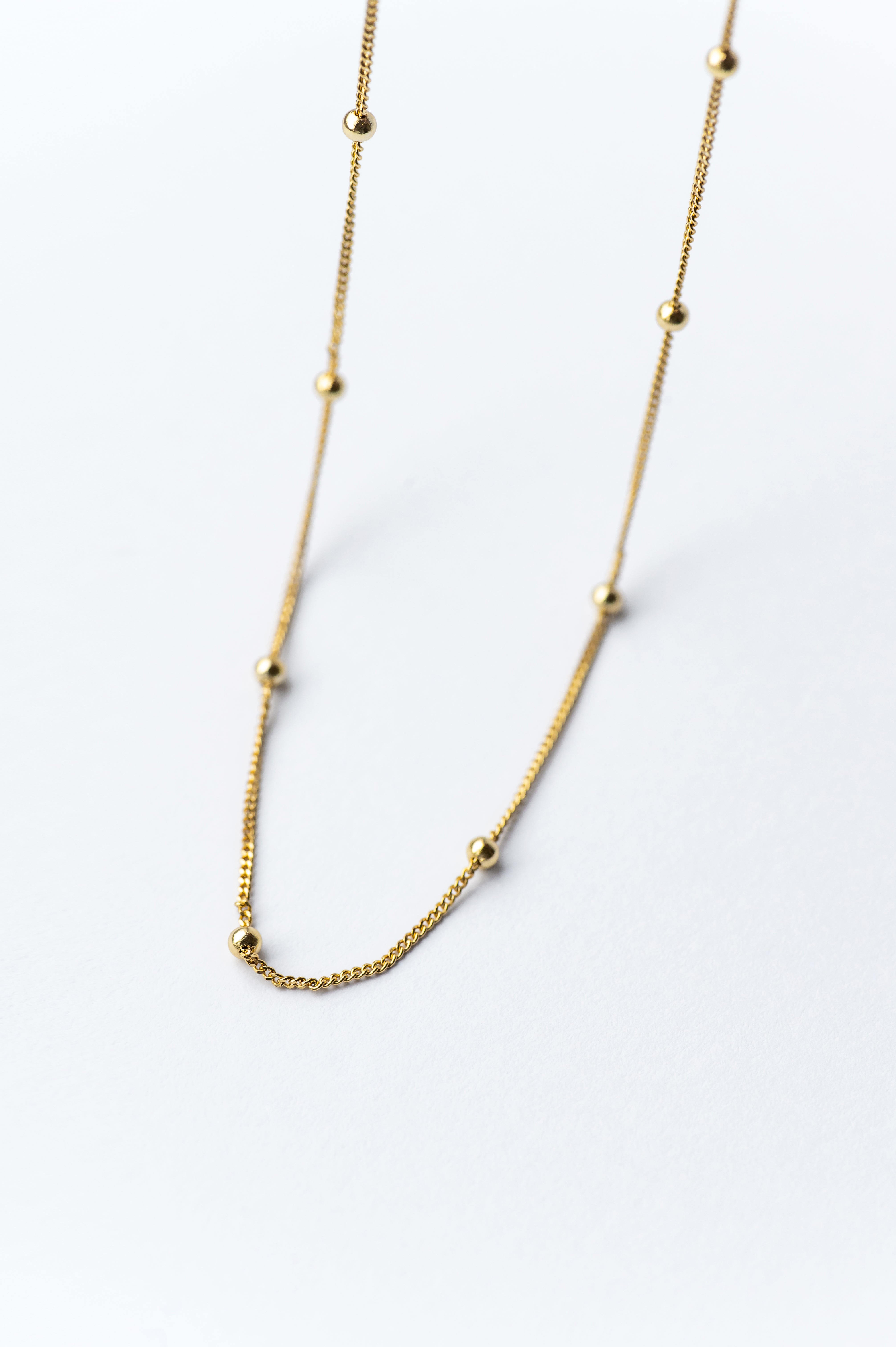 Gold-plated necklace DOTTED 925 silver 32cm