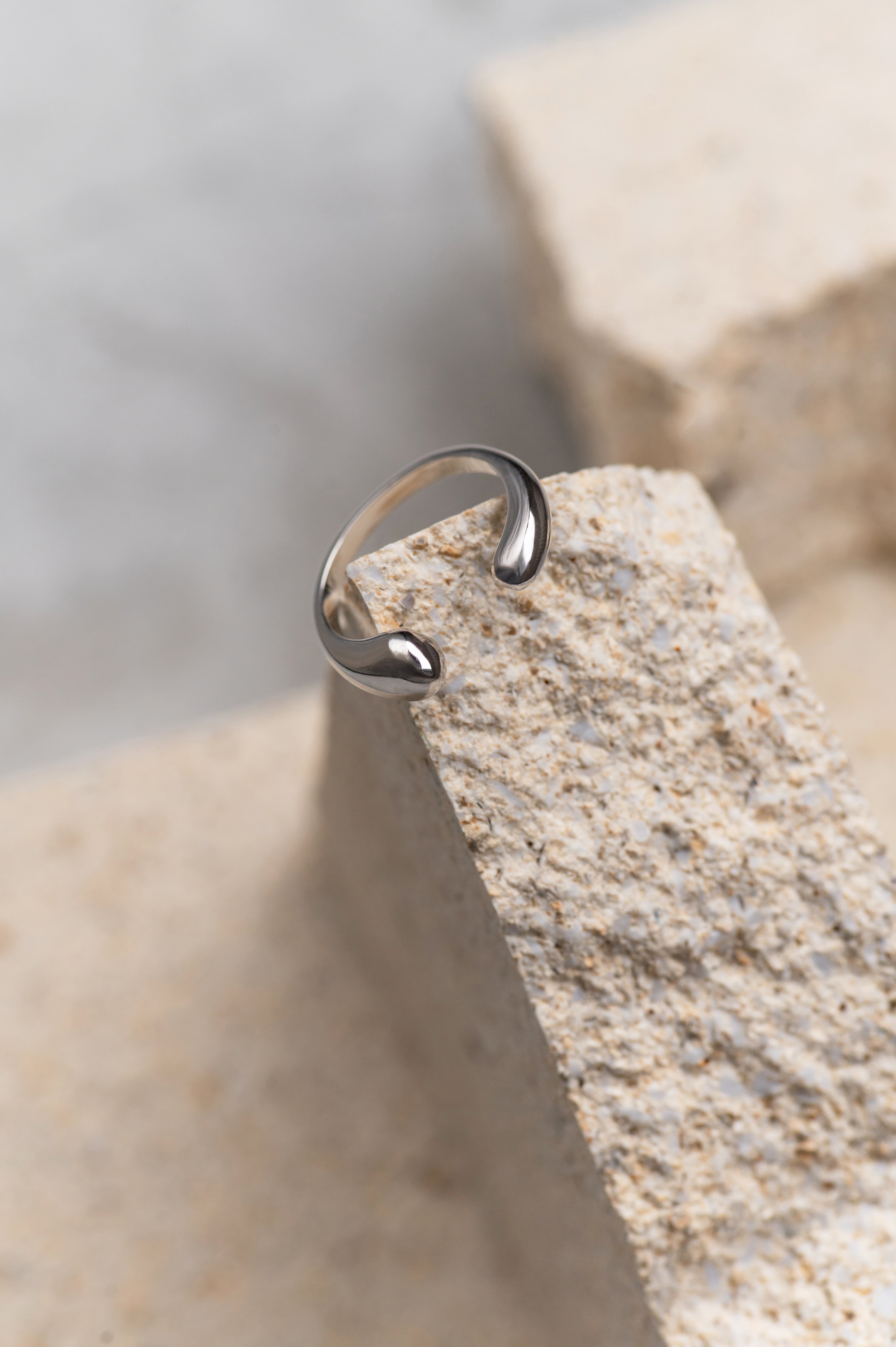 Žiedas Fluid Dome Silver