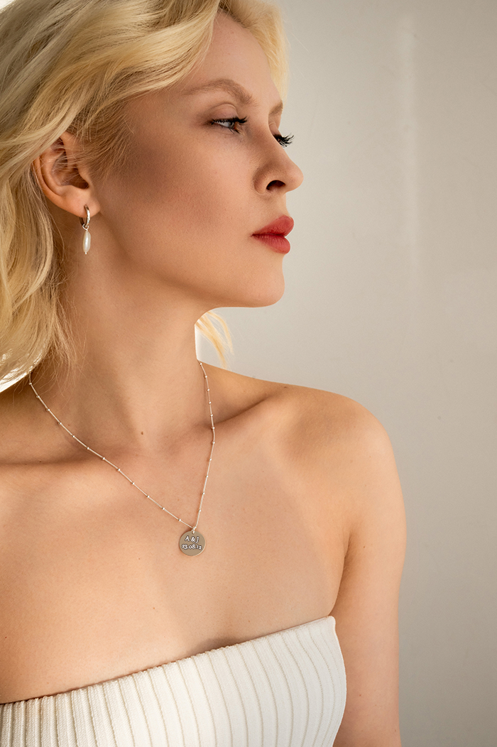 Engravable necklace Dotted Disc Silver