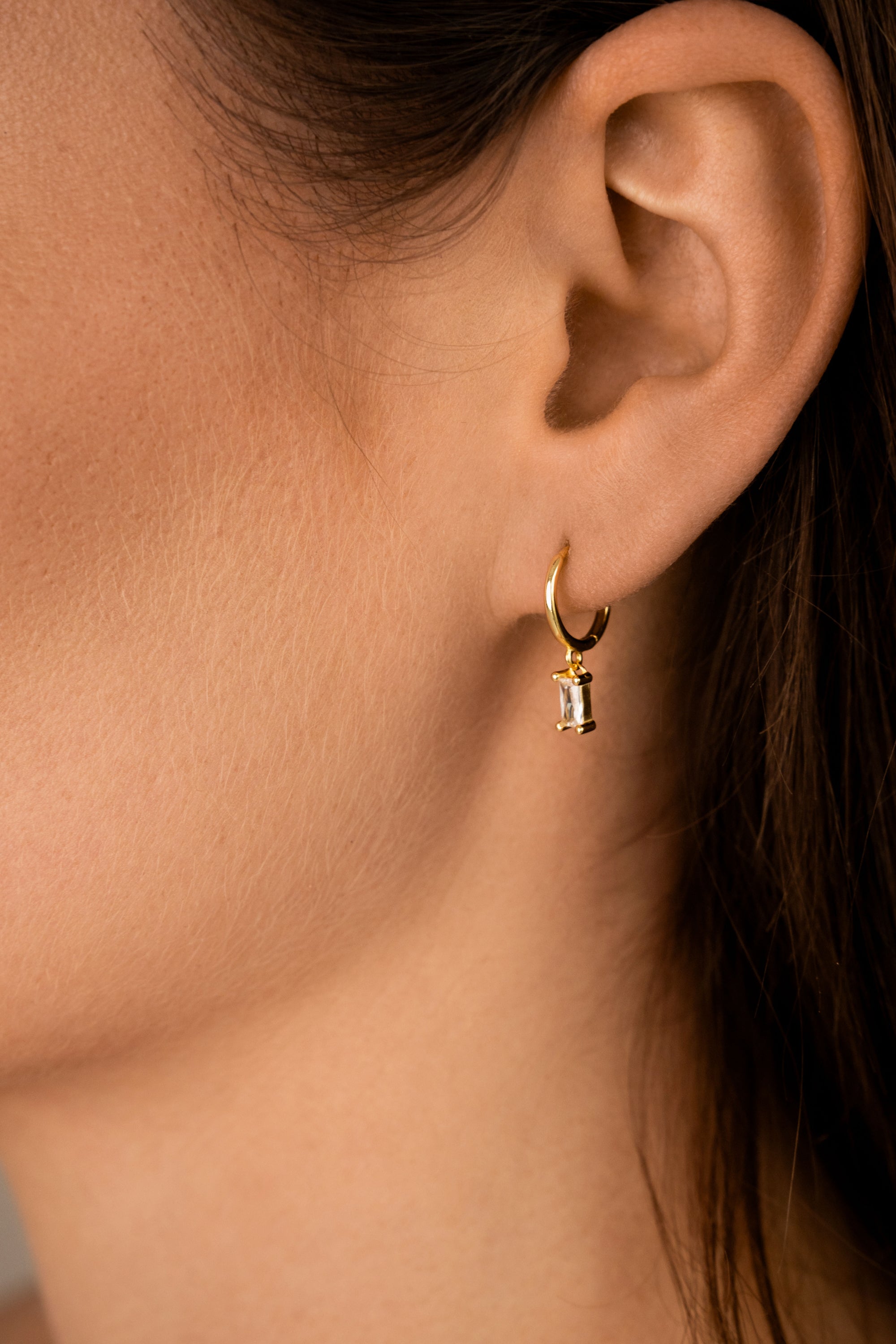 Auskarai Dazzle Hoop Gold