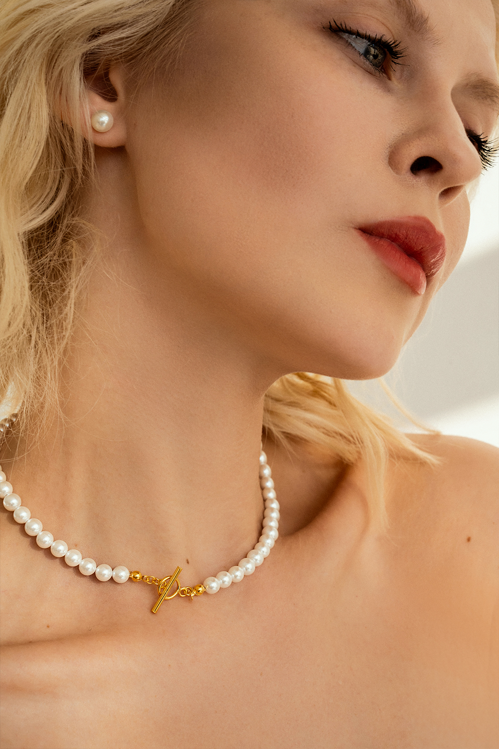 Perlų vėrinys 6 mm Toggle Gold