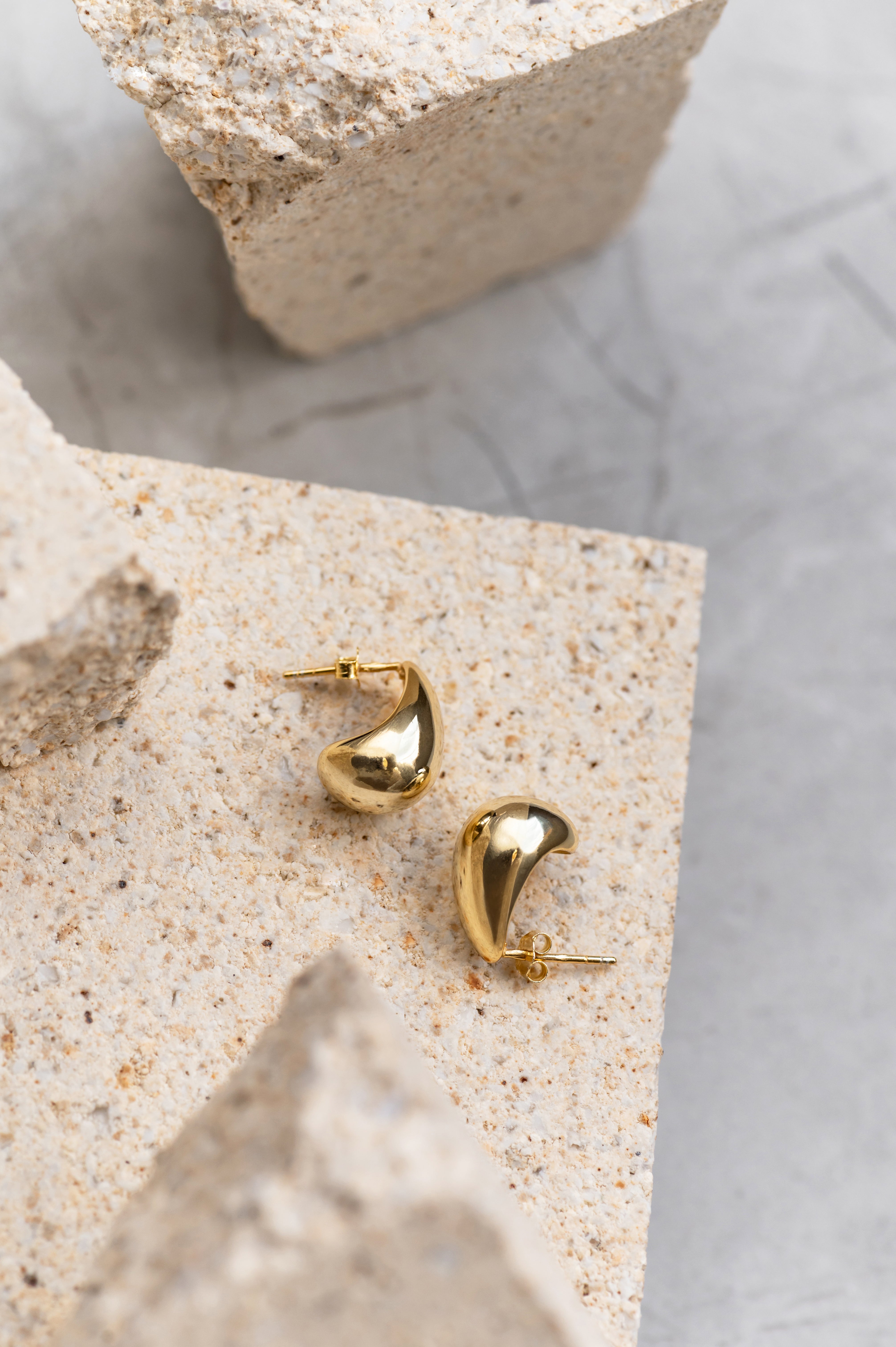Gold-plated earrings TEARDROP STUD 925 silver