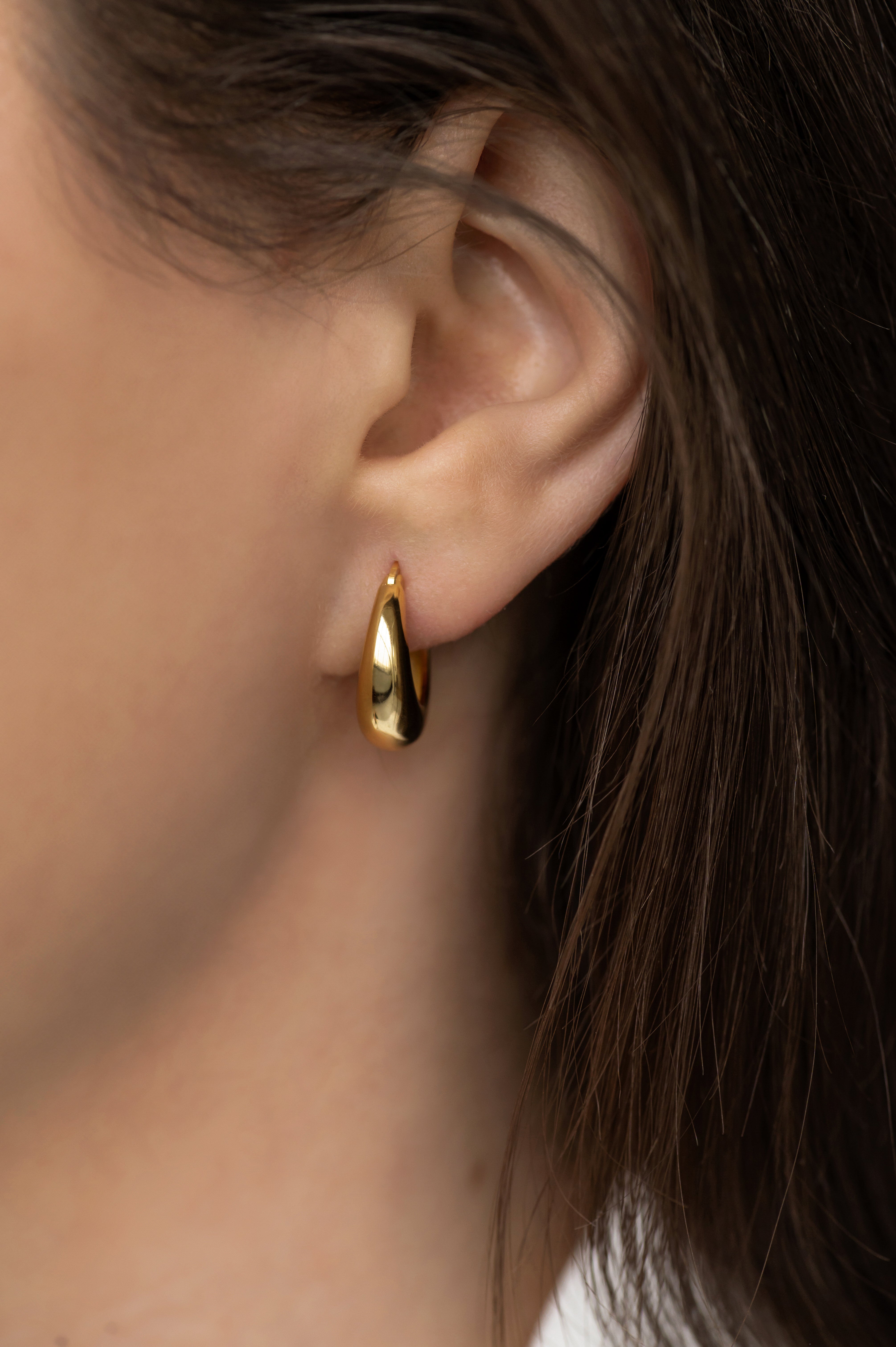 Gold-plated earrings TEARDROP HOOP 925 silver